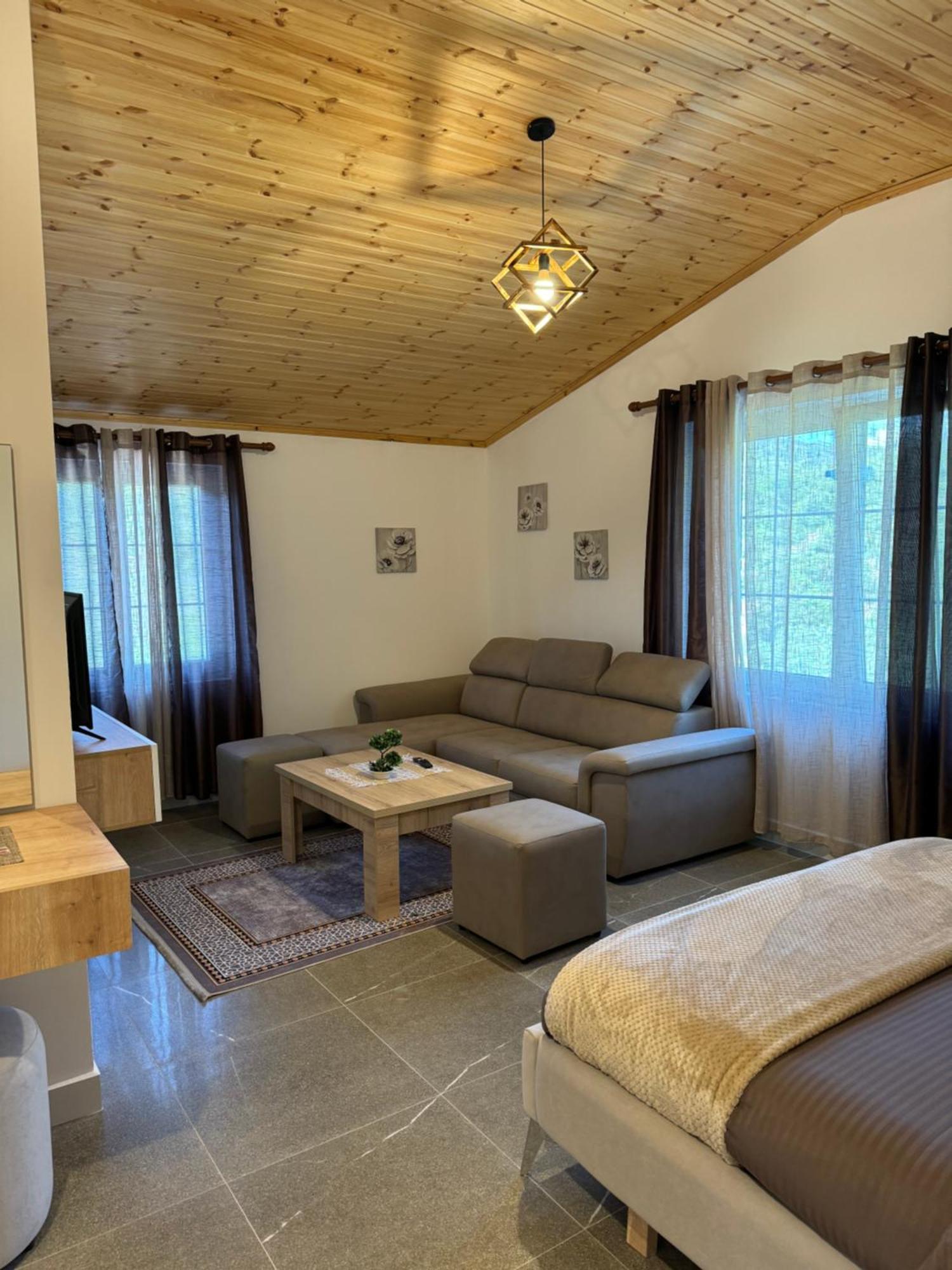 Qyteza Guest House & Camping Shkodra Exterior foto