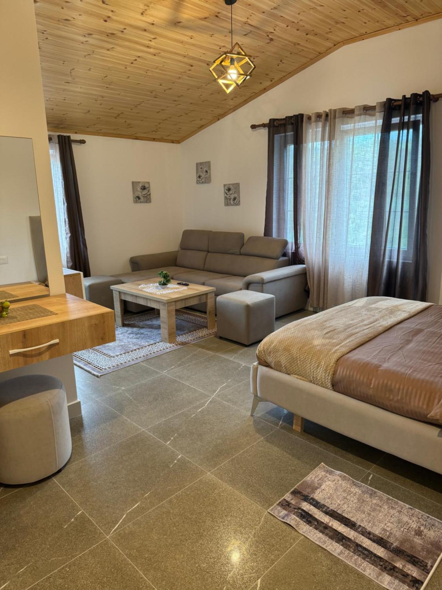 Qyteza Guest House & Camping Shkodra Exterior foto